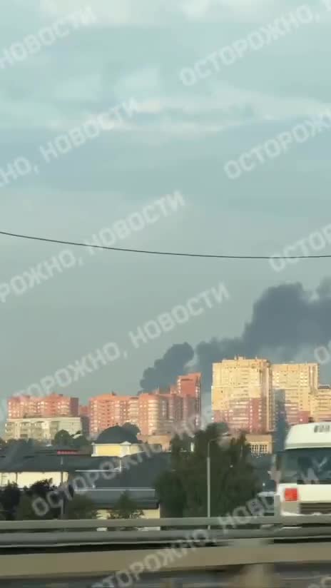 Пожежа на московському НПЗ після ймовірної атаки безпілотника