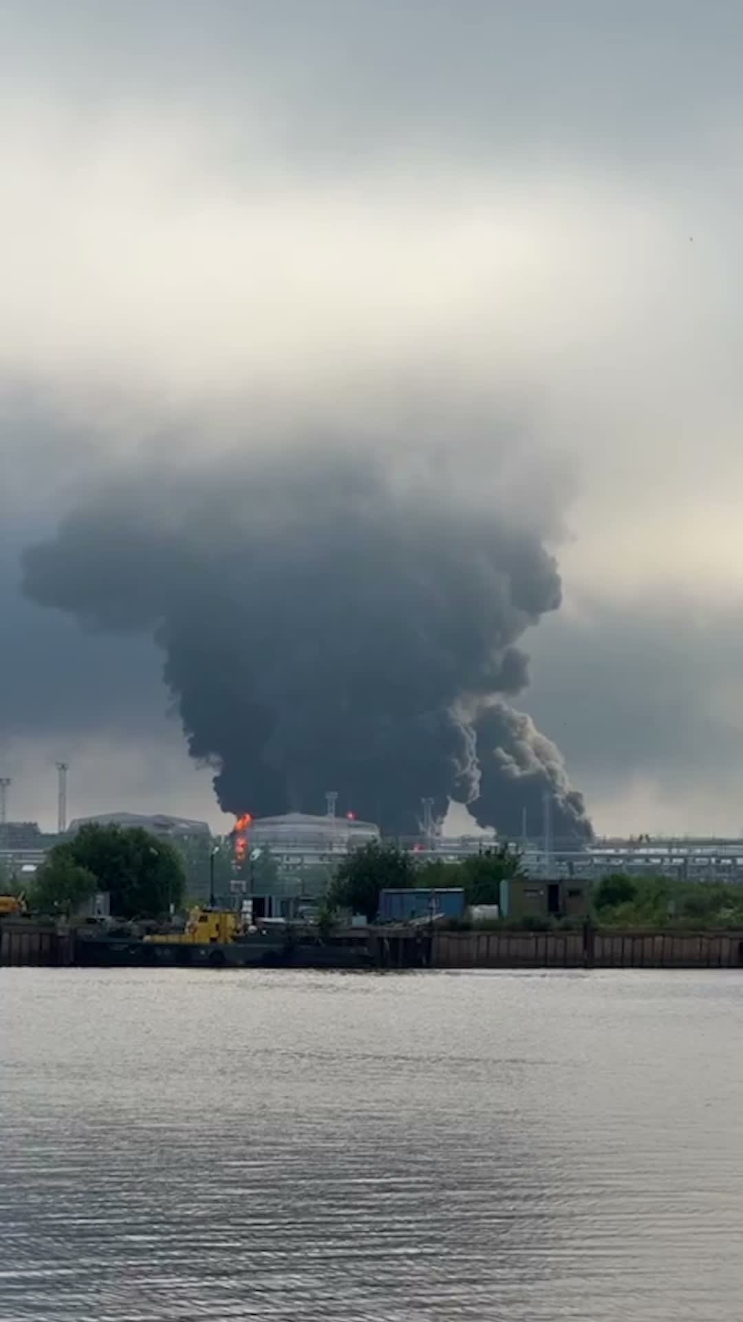 President Zelensky confirmed longrange strikes at St.Petersburg' port and naval base in Kronstadt